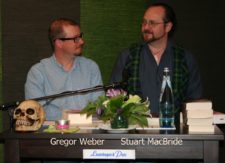 Gregor Weber und Stuart MacBride